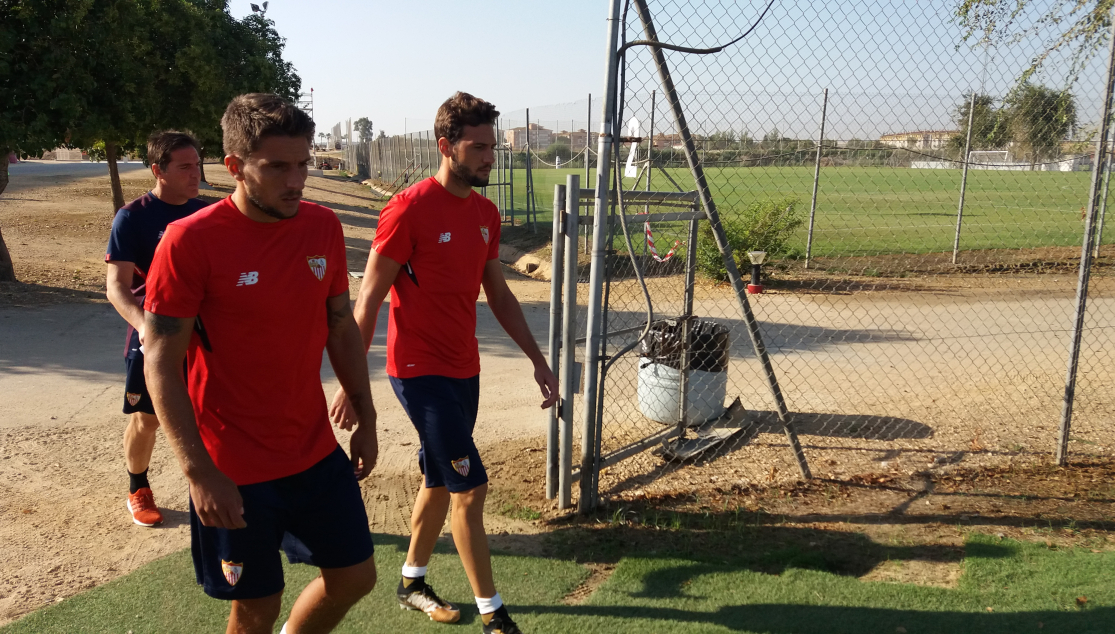 Franco Vázquez y Carriço en el entrenamiento 