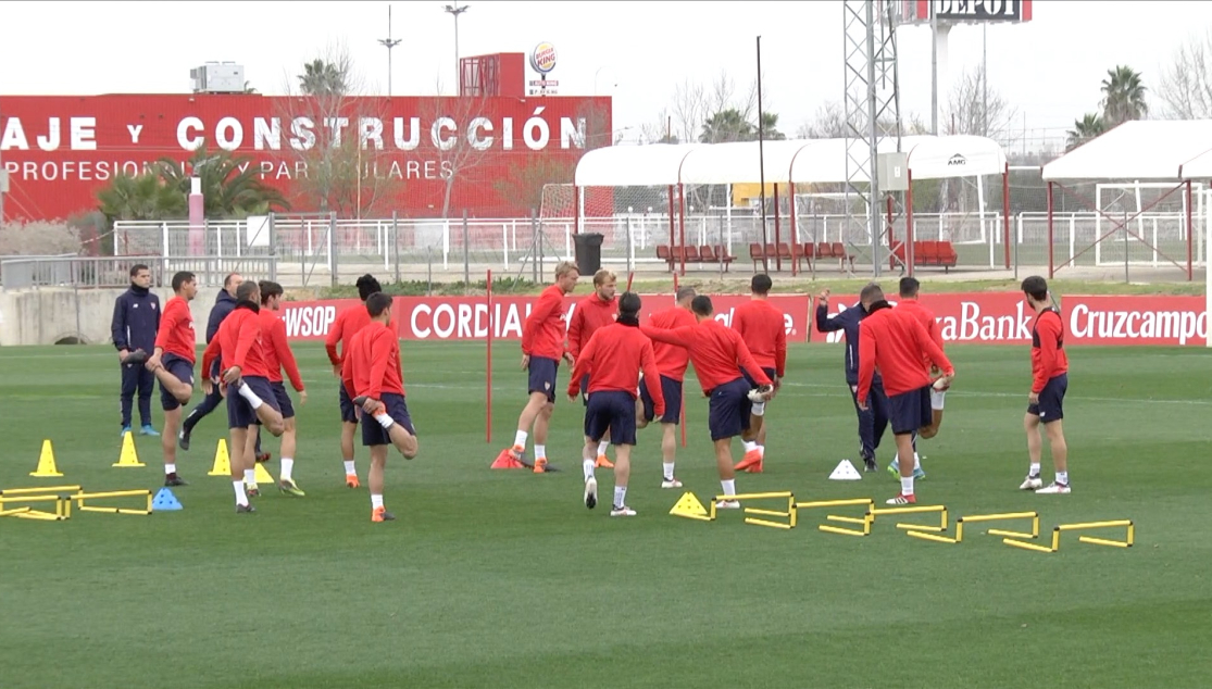 Entrenamiento del Sevilla FC en la ciudad deportiva