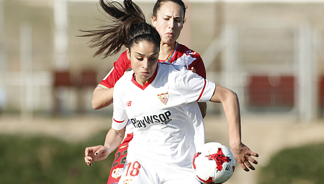 Martina Piemonte durante el Sevilla FC Rayo Vallecano de la jornada 18 de la Liga Iberdrola