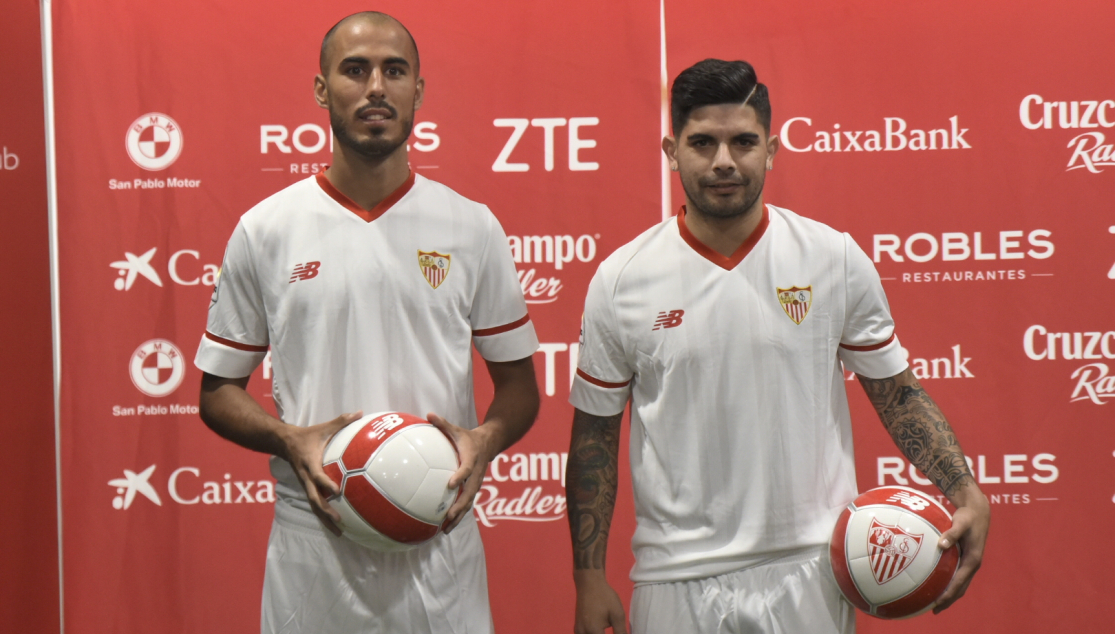 Pizarro y Banega, en su presentación