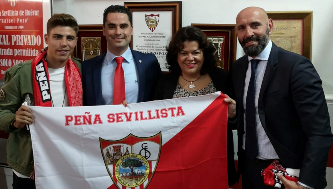 Homenaje de la Peña Sevillista de Huévar a Alejandro Pozo