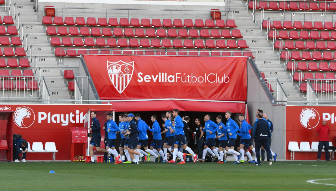 El Schalke 04 se entrena en Sevilla 