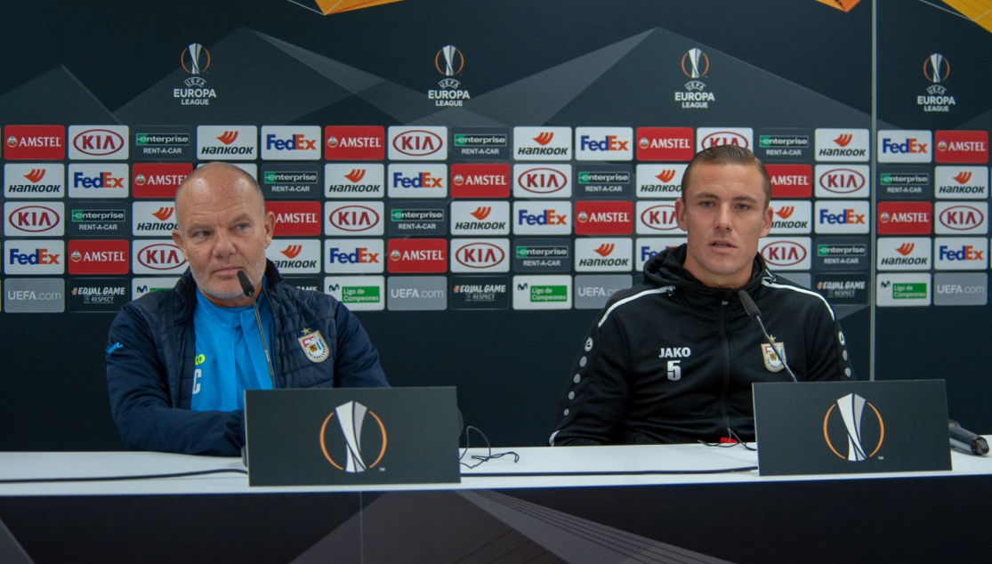 Bertrand Crasson y Tom Schnell, entrenador y jugador del Dudelange