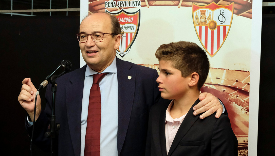 José Castro en la Peña Sevillista Alejandro Antonio Montes