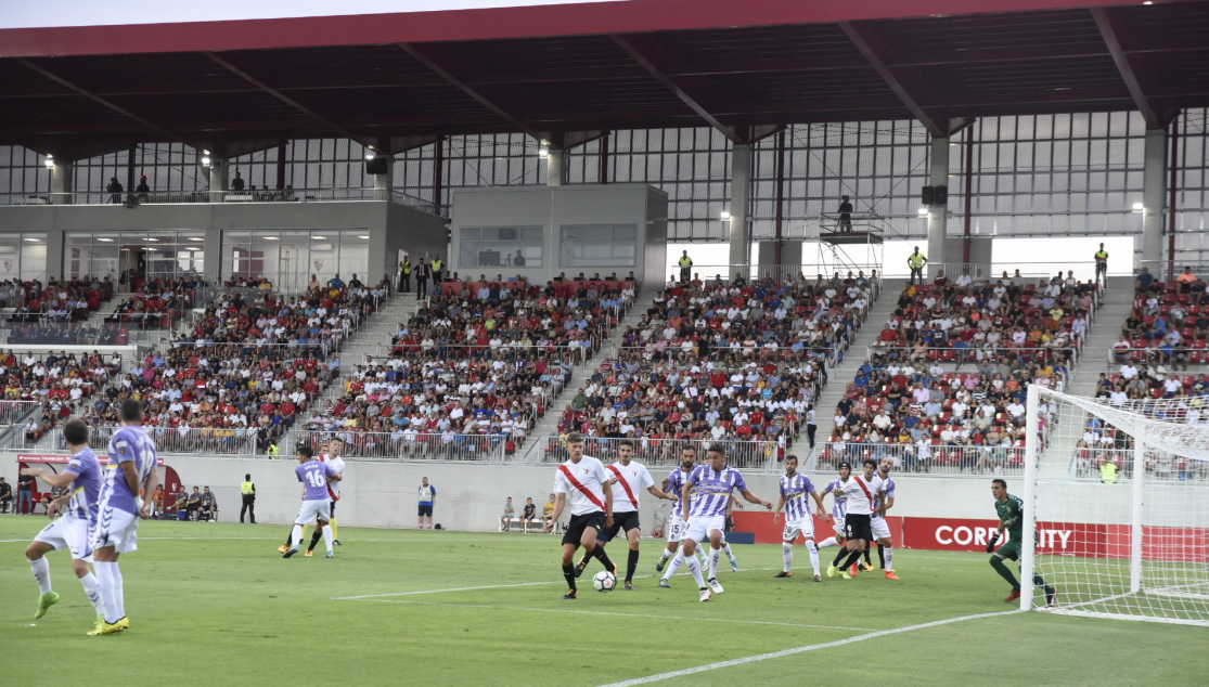 Nueva grada del Viejo Nervión en el partido ante el Valladolid