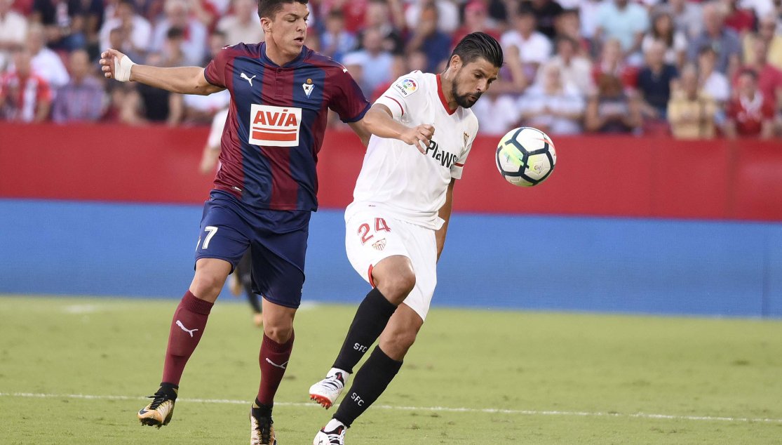 Nolito, ante el Eibar