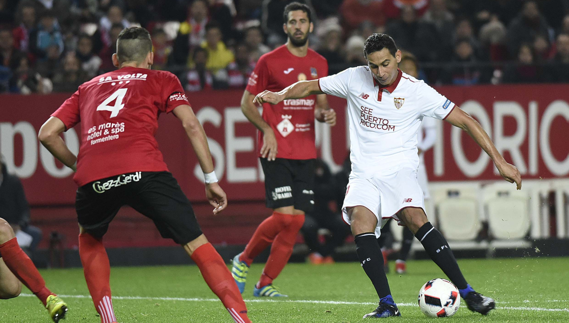 Ganso del Sevilla FC ante la SD Formentera