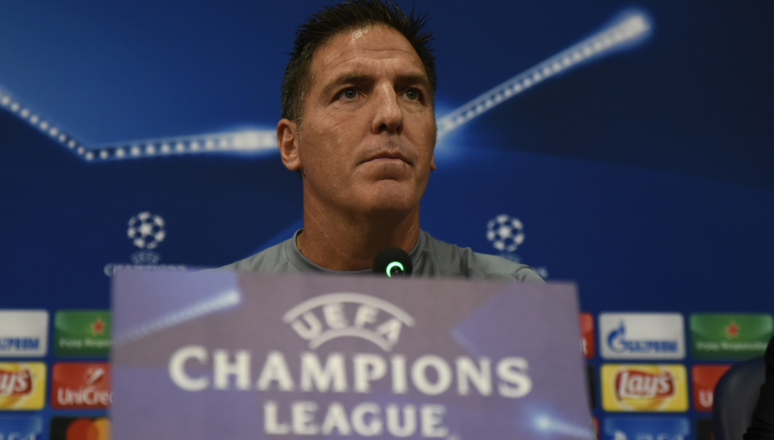 Eduardo Berizzo en la sala de prensa