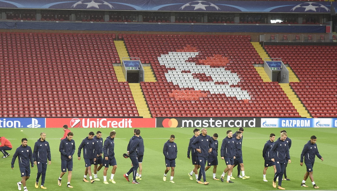 Entrenamiento del Sevilla FC en Anfield Road