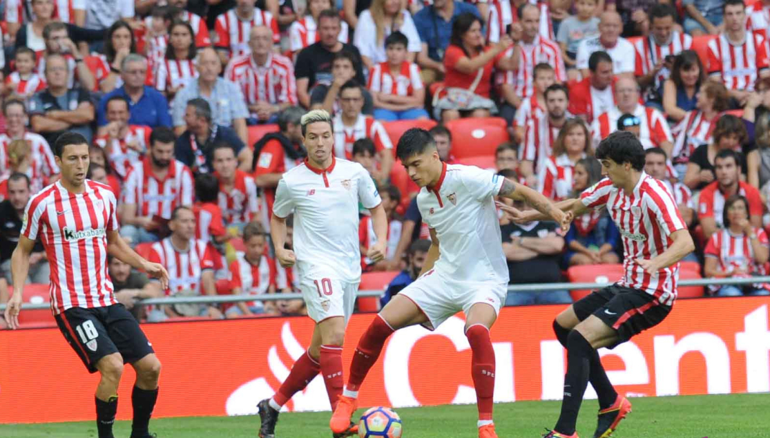 Correa del Sevilla FC ante el Athletic