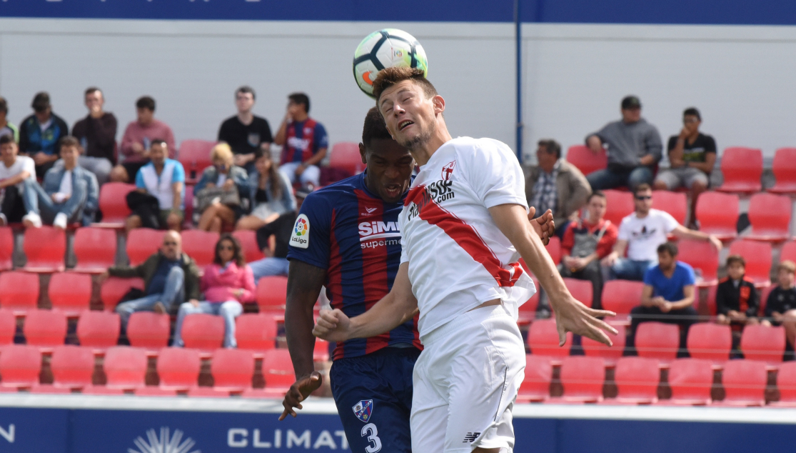 Marc Gual ante la SD Huesca