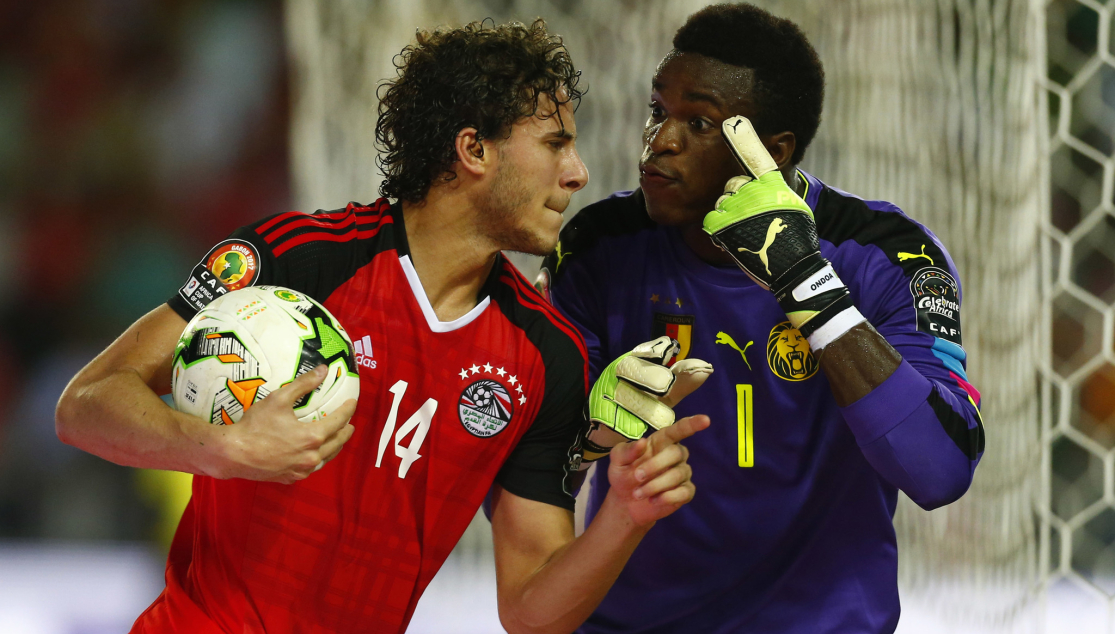 Ondoa con la selección de Camerún