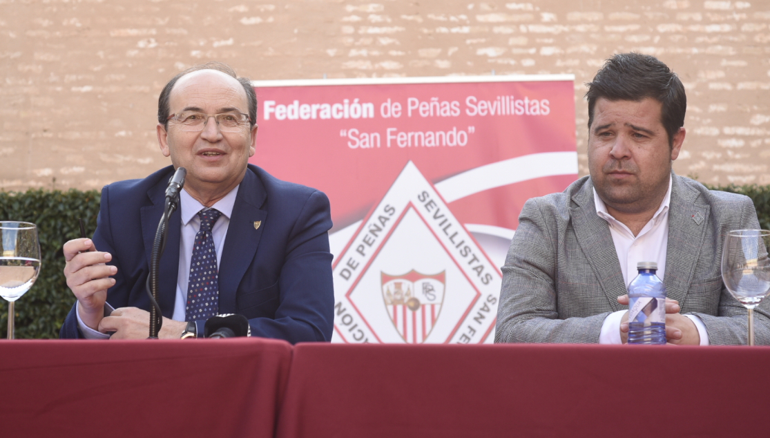 El presidente José Castro junto a Carlos Jiménez