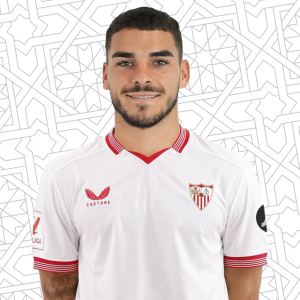 Isaac Romero delantero del Sevilla FC