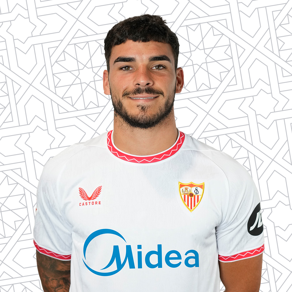 Isaac Romero delantero del Sevilla FC