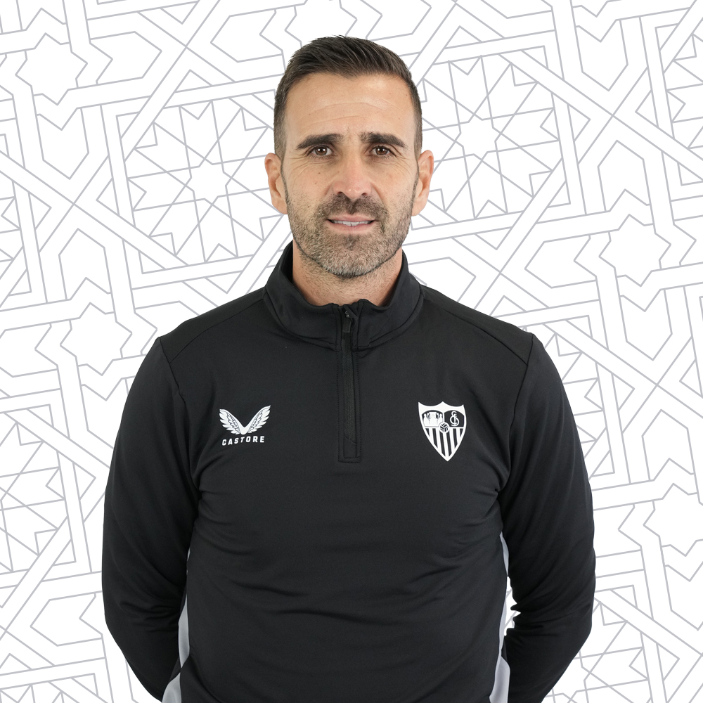 Juan Díaz ayudante técnico del primer equipo del Sevilla FC