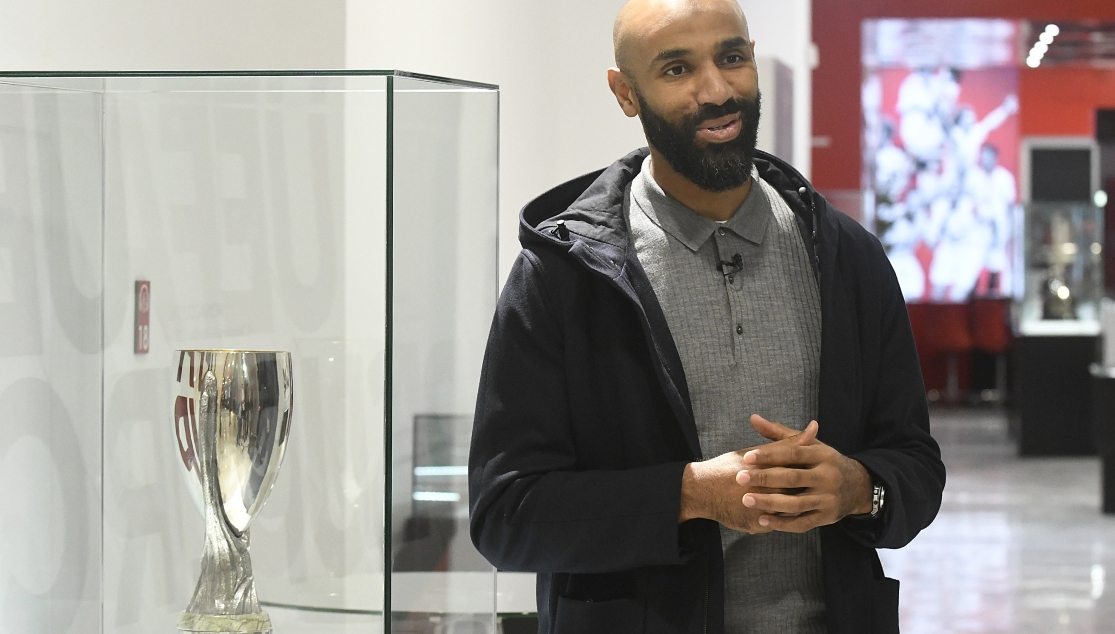 Kanouté en el RSP Stadium Tour 