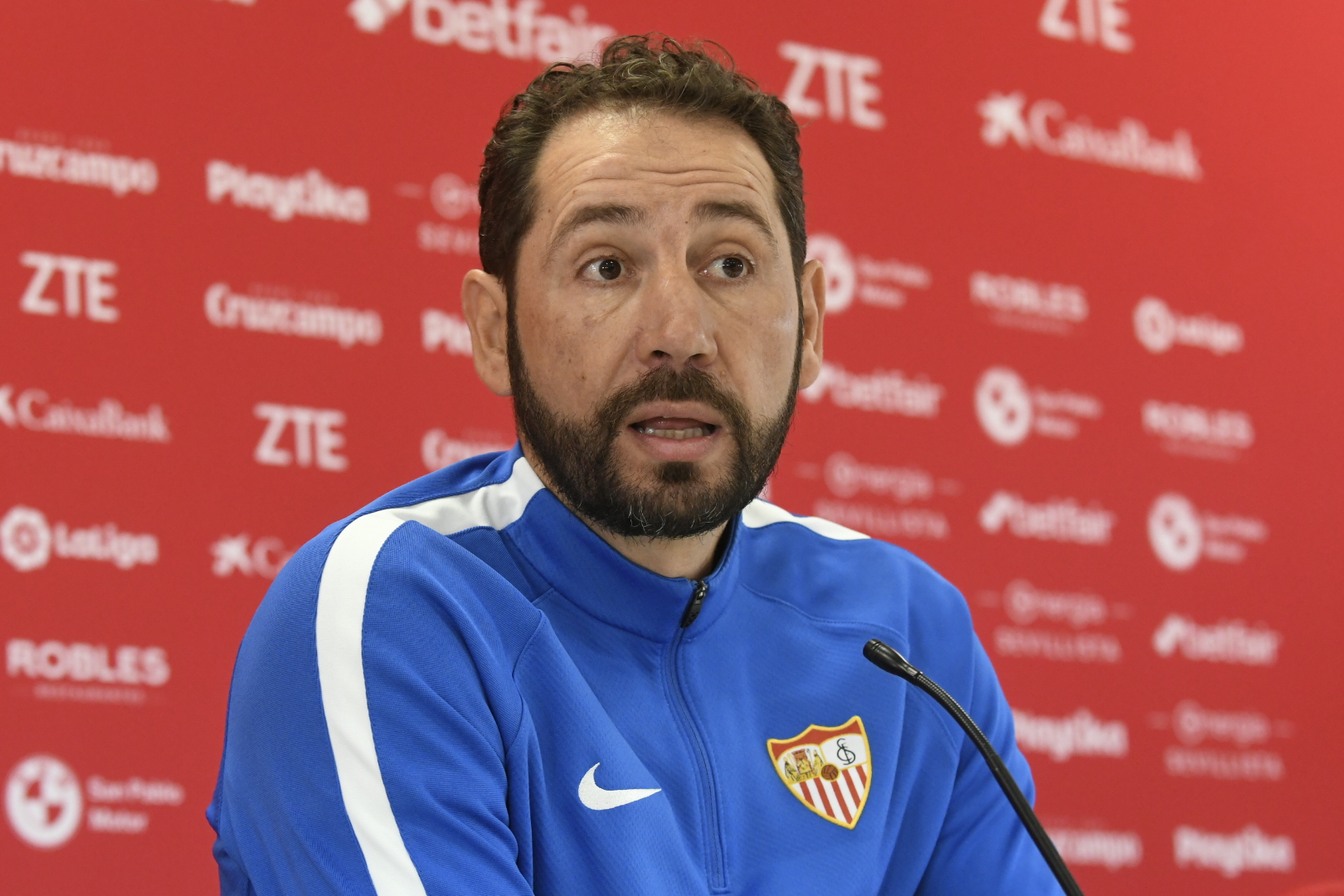 Pablo Machín en la sala de prensa