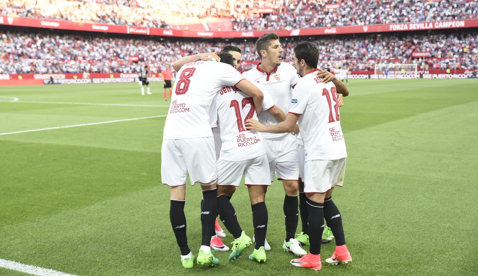 Alegría con el 4-2 del Sevilla FC al Deportivo