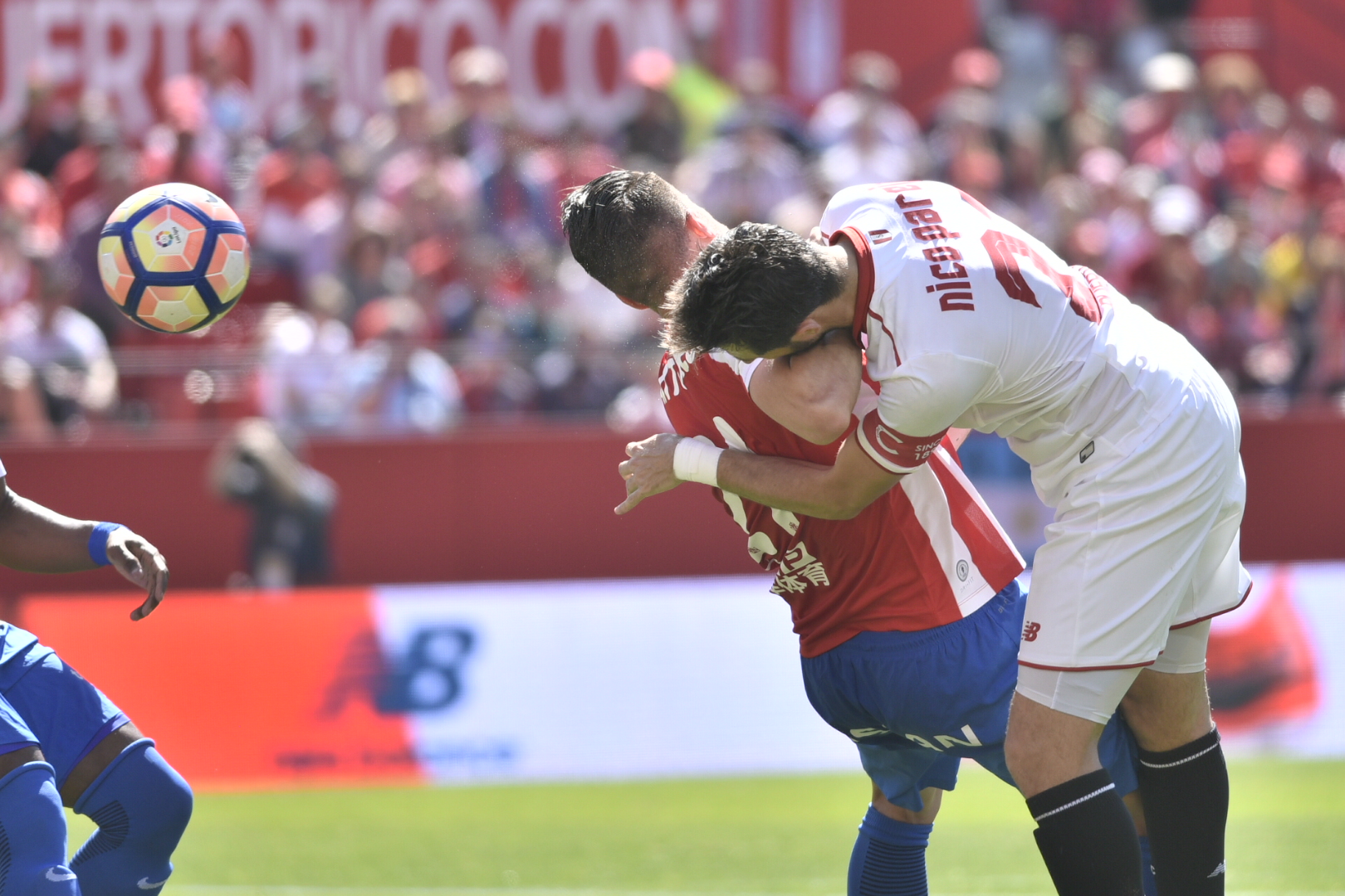 Pareja, en el Sevilla FC-Sporting