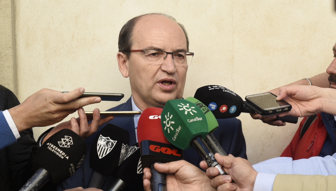 José Castro atendió a los medios en San Benito