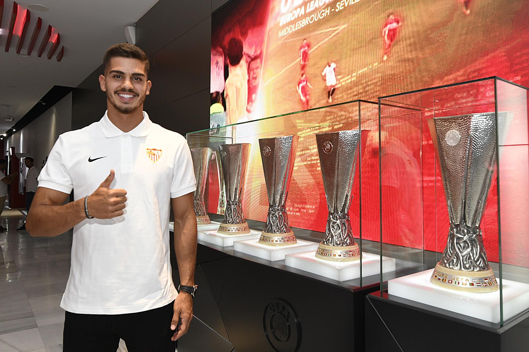 André Silva en el Sevilla History Experience