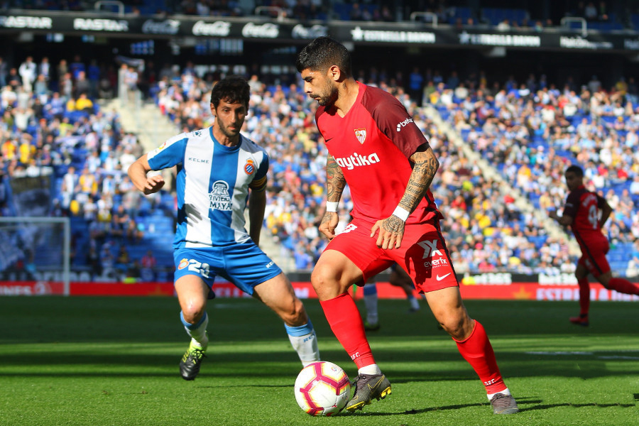 Banega del Sevilla FC ante el RCD Espanyol