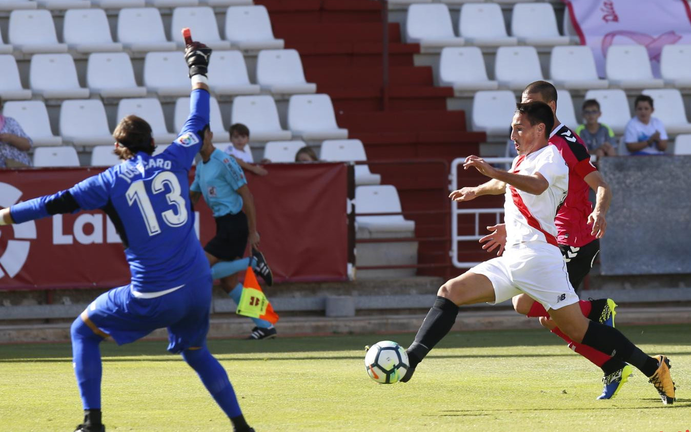 Borja Lasso en un partido con el Sevilla Atlético 