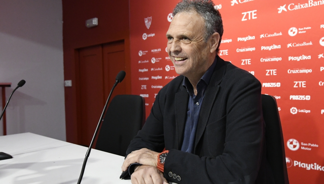 Joaquín Caparrós entrenador del Sevilla FC