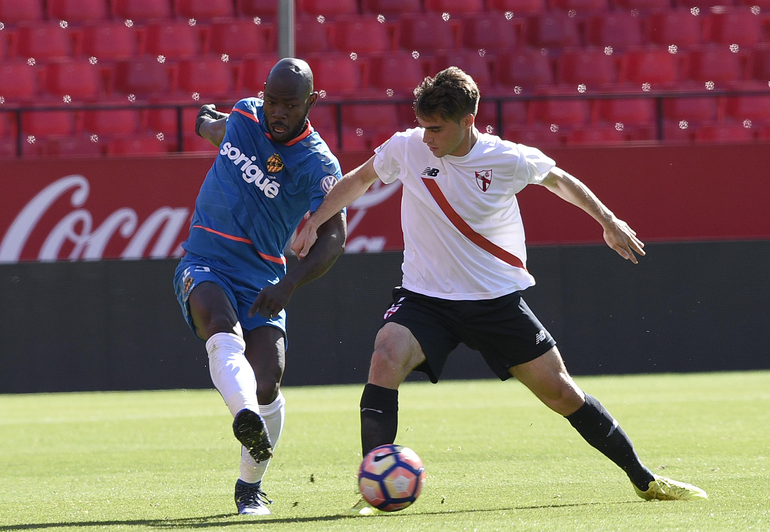 David Carmona del Sevilla Atlético ante el Nastic