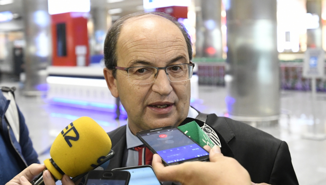 José Castro en el Aeropuerto de Esmirna