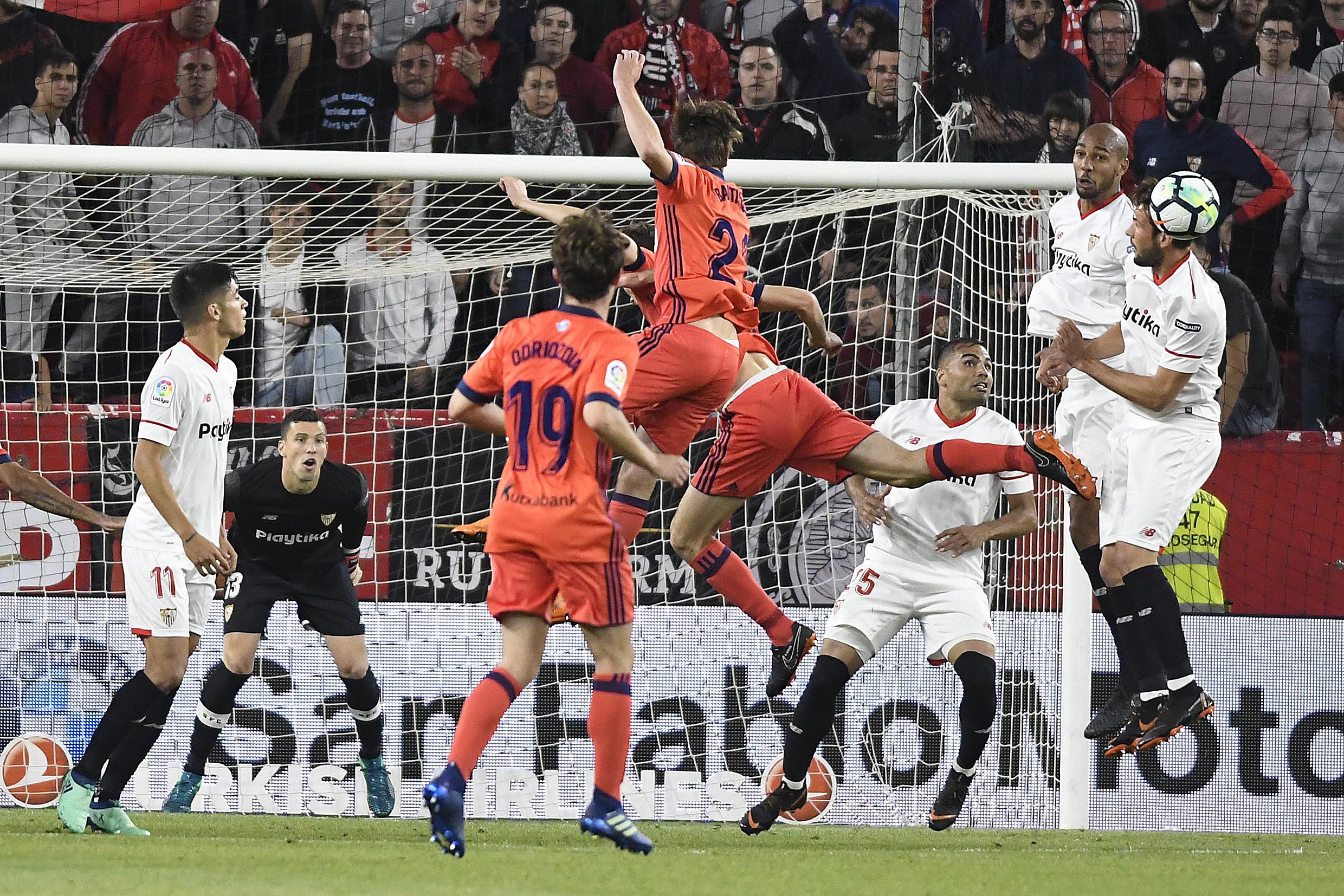 David Soria del Sevilla FC ante la Real Sociedad