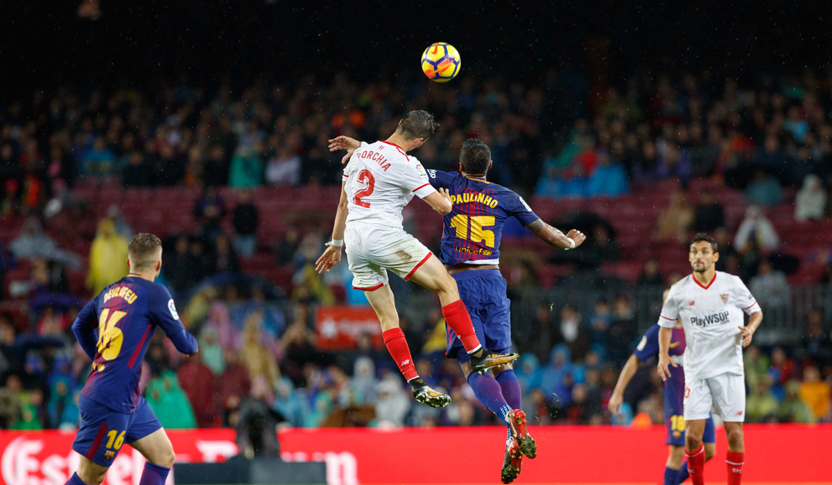 Corchia del Sevilla FC ante el FC Barcelona