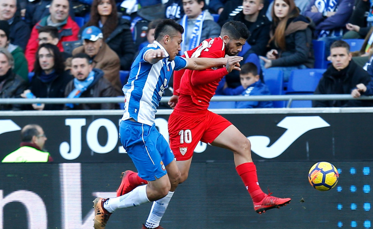 Banega del Sevilla FC ante el Espanyol