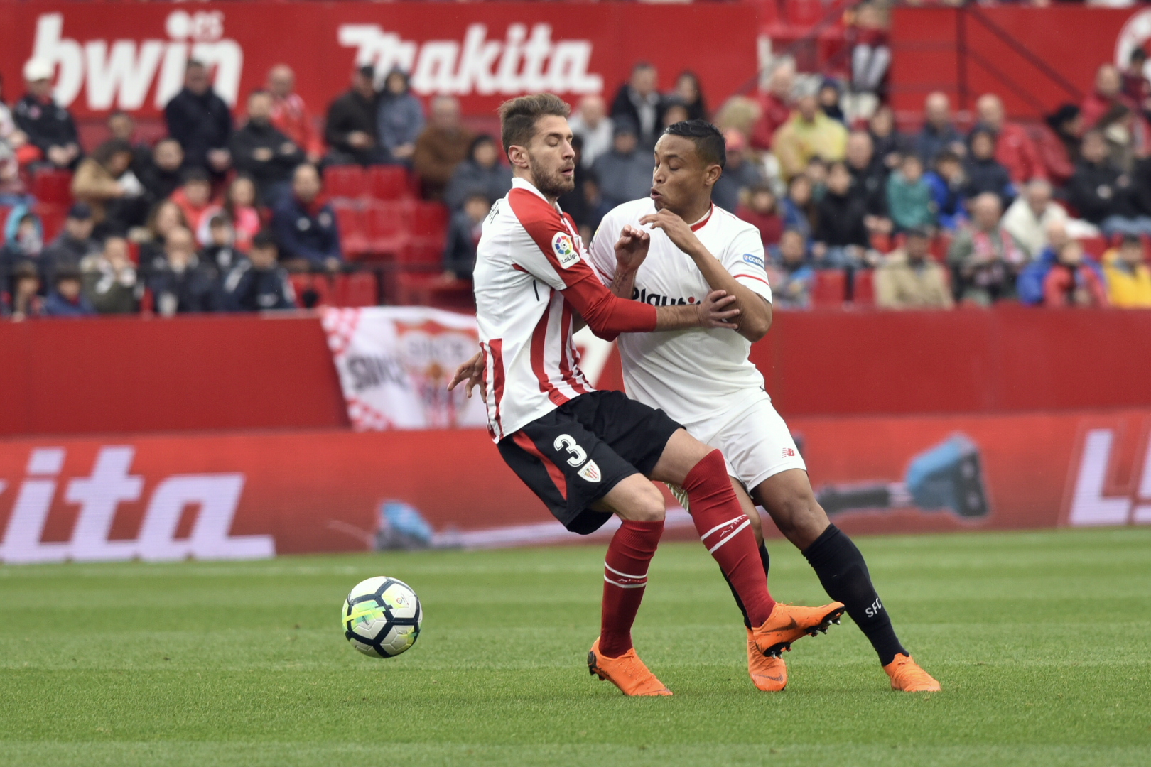 Muriel del Sevilla FC ante el Athletic