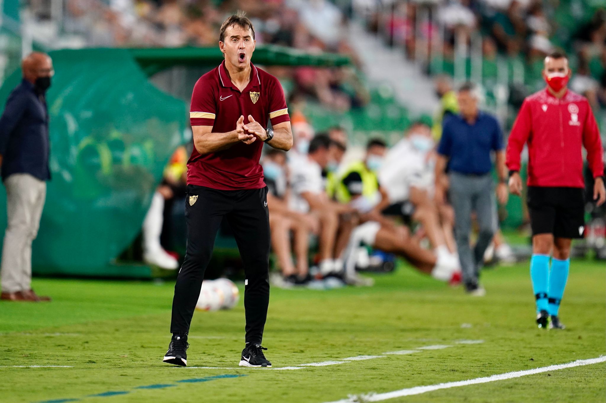 Imagen de Julen Lopetegui ante el Elche CF