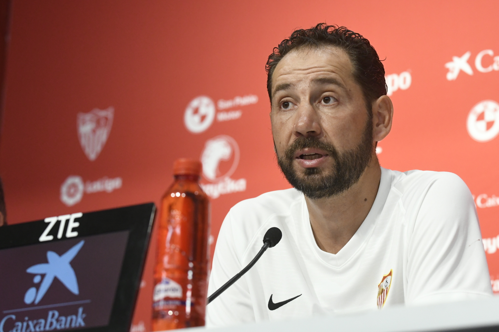 Pablo Machín en la sala de prensa del Ramón Sánchez-Pizjuán