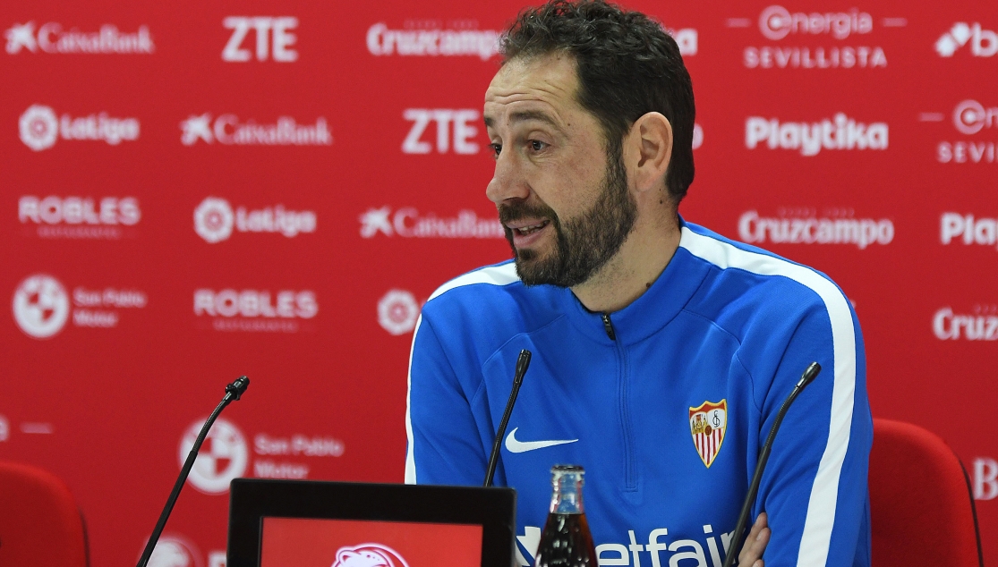 Pablo Machín en la sala de prensa