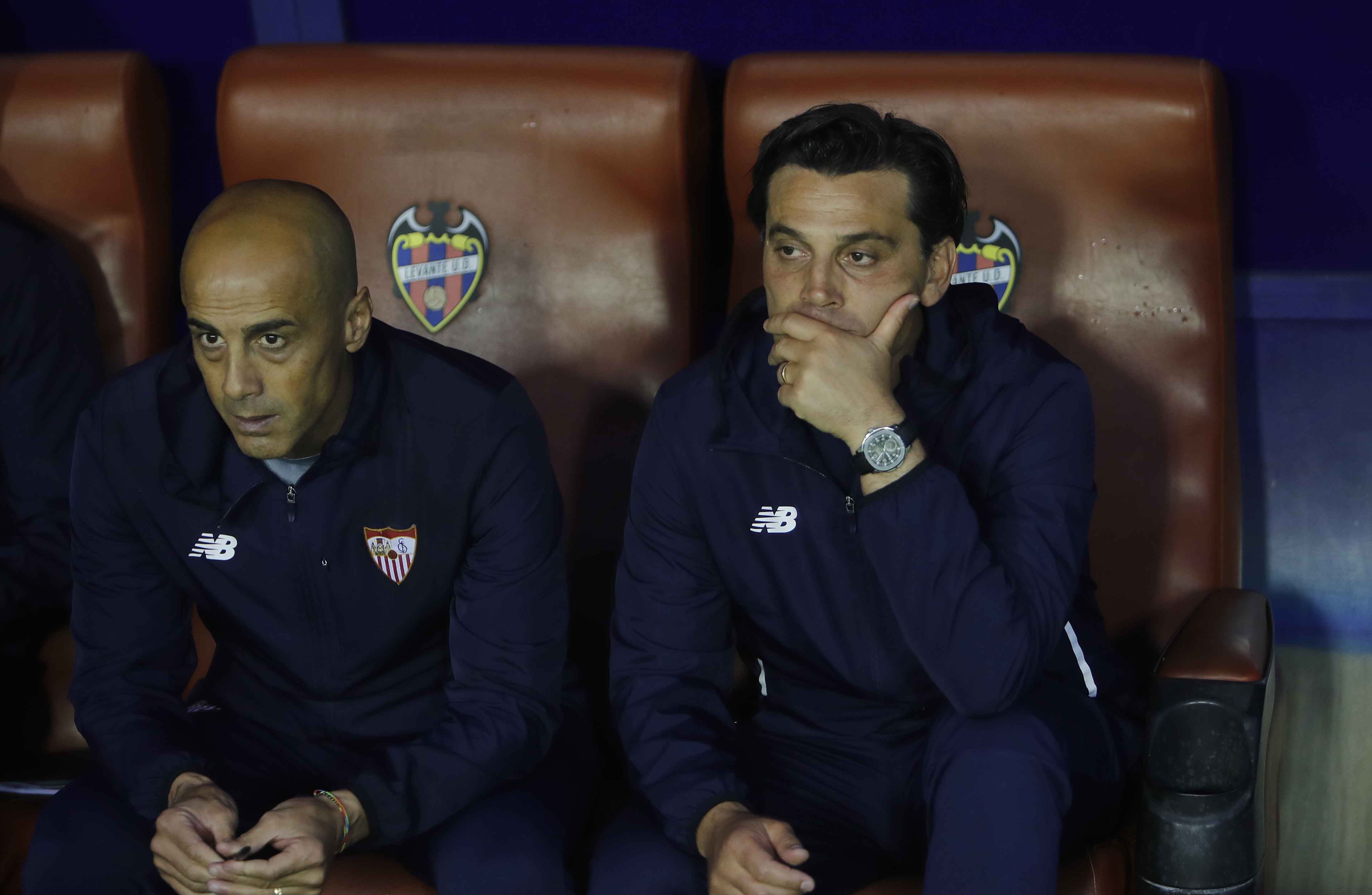 Montella en el banquillo ante el Levante