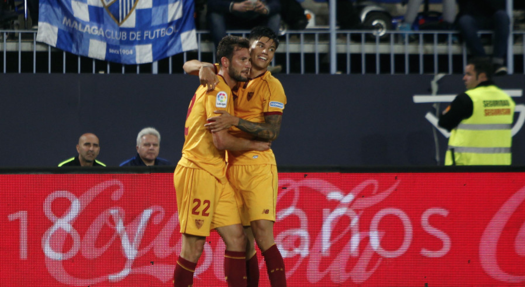 Franco Vázquez celebra el gol ante el Málaga C.F.