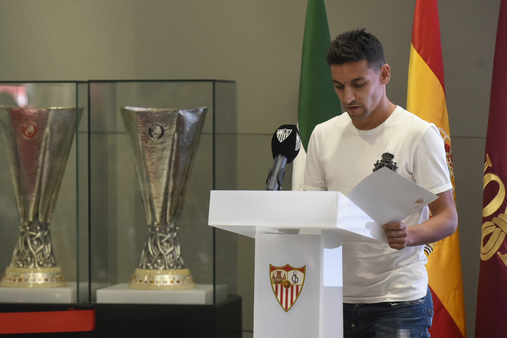 Jesús Navas en el acto de los 60 años del estadio