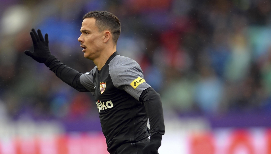 Roque Mesa celebra su gol en Zorrilla