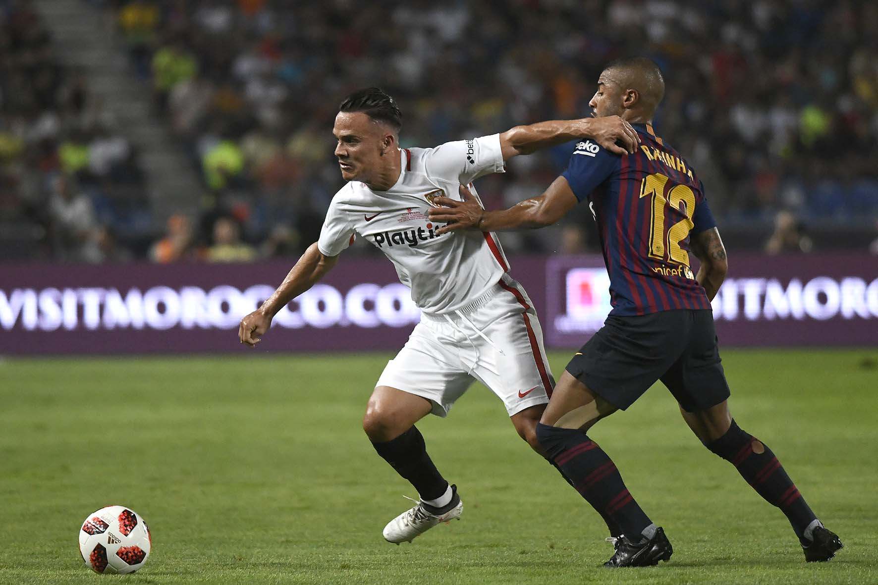 Roque Mesa conduce ante Rafinha