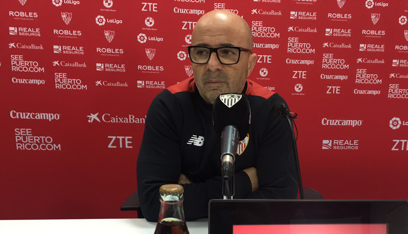 Sampaoli en la sala de prensa