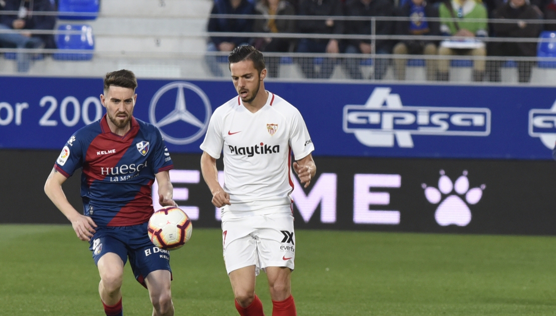 Sarabia del Sevilla FC ante la SD Huesca