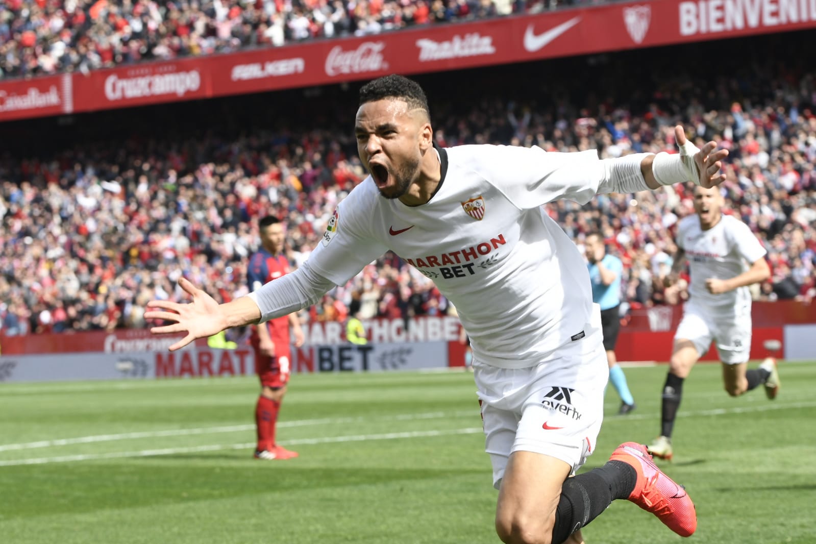 En-Nesyri celebra el gol de la victoria ante el CA Osasuna